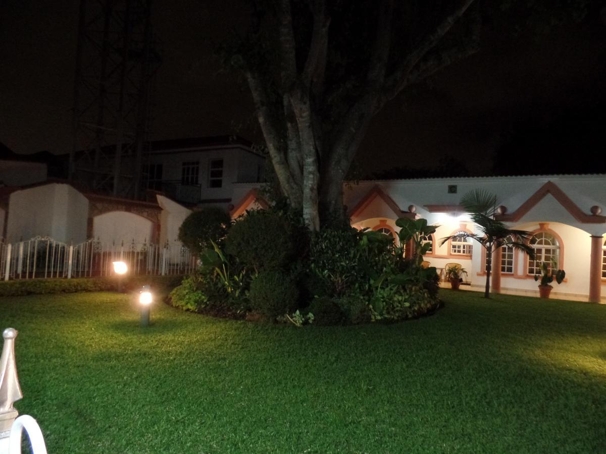 Villa Leone Boutique Hotel Nairobi Exteriör bild